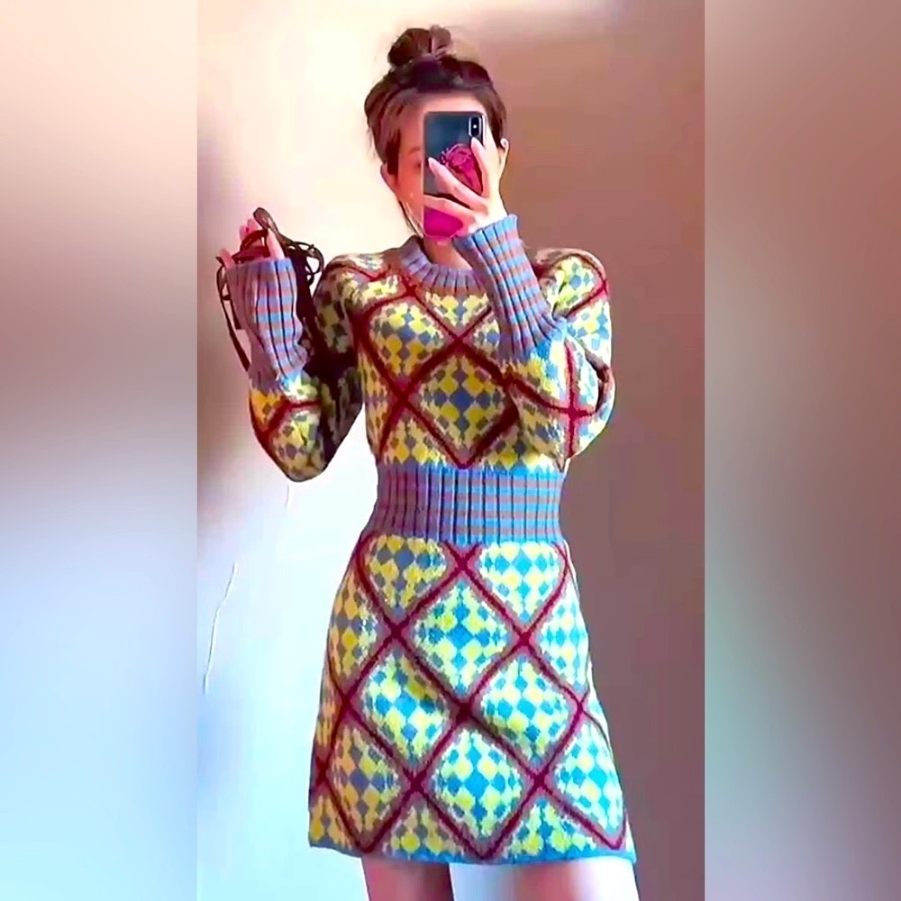Knit Mix Retro Sweater Dress with‎ Geometric Mid Century Modern Print.
